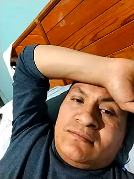 Snapshot of gusaven chatting on 03-08-25, 08:11 gusaven online show from 03-08-25, 08:11