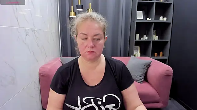 JenniferLight online show from 02-06-25, 08:23
