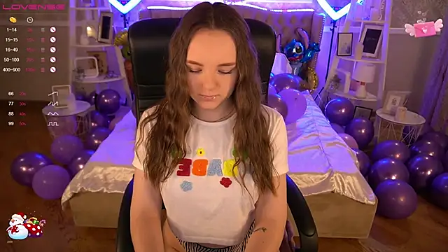 FoxyShy online show from 01-12-25, 12:55