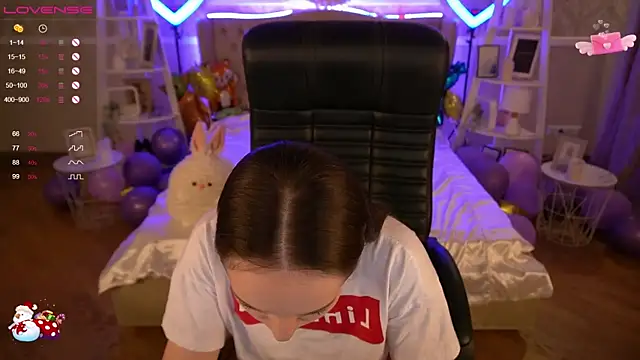 FoxyShy online show from 01-24-25, 12:52