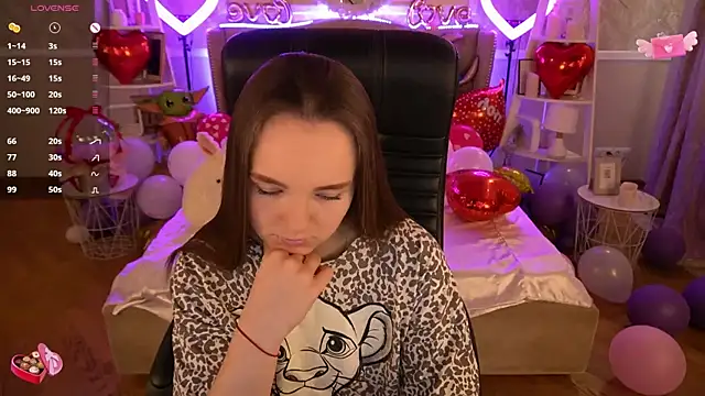 FoxyShy online show from 02-16-25, 12:21