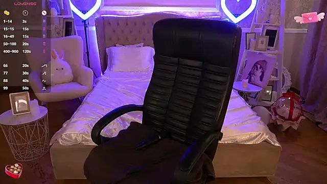 FoxyShy online show from 03-16-25, 12:44