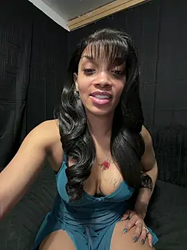 Snapshot of Rakiyahcharms chatting on 03-20-26, 05:01 Rakiyahcharms online show from 03-20-26, 05:01