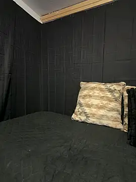 Snapshot of Rakiyahcharms chatting on 03-28-26, 06:46 Rakiyahcharms online show from 03-28-26, 06:46