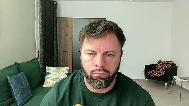 Snapshot of AlphaSparks chatting on 12-19-24, 04:23 AlphaSparks online show from 12-19-24, 04:23