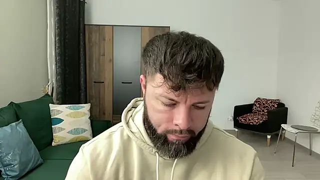 Snapshot of AlphaSparks chatting on 01-08-25, 03:40 AlphaSparks online show from 01-08-25, 03:40