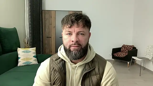 Snapshot of AlphaSparks chatting on 01-20-25, 03:37 AlphaSparks online show from 01-20-25, 03:37