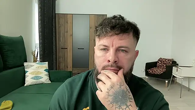 Snapshot of AlphaSparks chatting on 02-21-25, 06:40 AlphaSparks online show from 02-21-25, 06:40