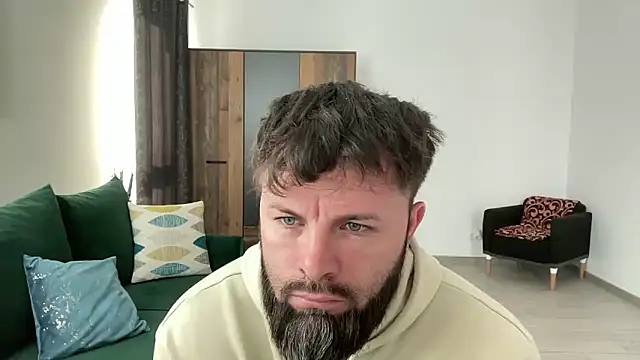 Snapshot of AlphaSparks chatting on 03-10-25, 06:38 AlphaSparks online show from 03-10-25, 06:38