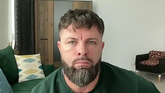 Snapshot of AlphaSparks chatting on 03-17-25, 06:40 AlphaSparks online show from 03-17-25, 06:40