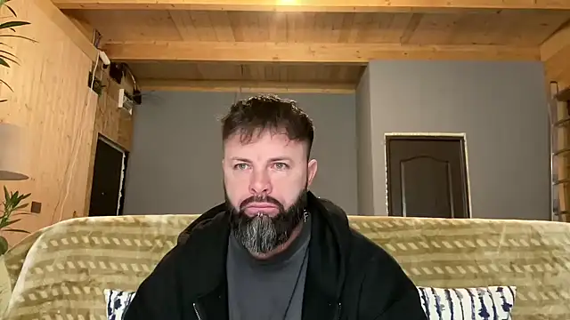 Snapshot of AlphaSparks chatting on 11-05-25, 04:01 AlphaSparks online show from 11-05-25, 04:01