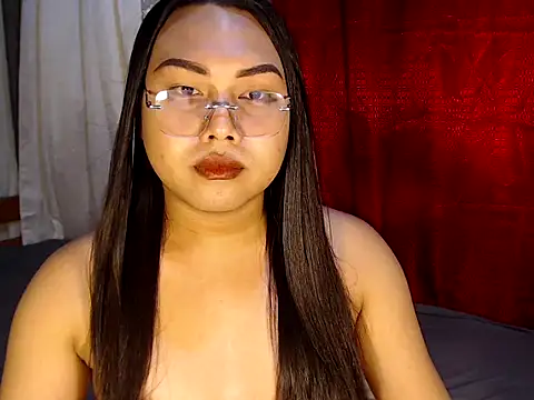 Snapshot of Cumshooterqueen chatting on 01-08-26, 04:09 Cumshooterqueen online show from 01-08-26, 04:09