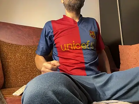 Snapshot of MarkReeds chatting on 02-04-25, 01:48 MarkReeds online show from 02-04-25, 01:48