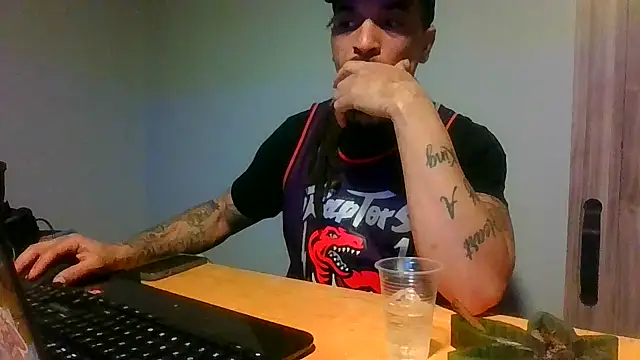 BigWayneBabyXXX online show from 03-15-26, 04:07