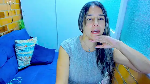 Snapshot of Penelope47 chatting on 01-18-25, 10:17 Penelope47 online show from 01-18-25, 10:17