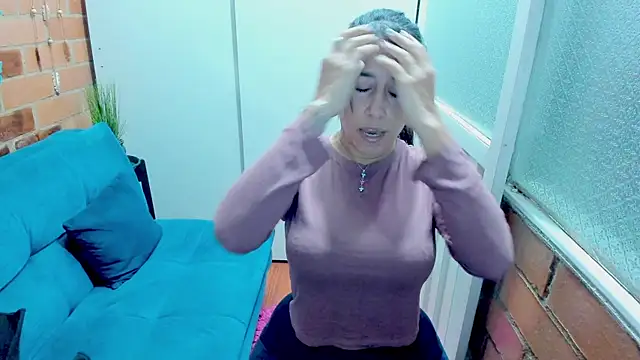 Snapshot of Penelope47 chatting on 02-13-25, 07:31 Penelope47 online show from 02-13-25, 07:31