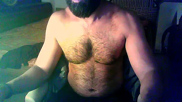 Snapshot of Vbestshow chatting on 02-16-26, 06:04 Vbestshow online show from 02-16-26, 06:04