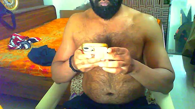 Snapshot of Vbestshow chatting on 03-02-26, 11:39 Vbestshow online show from 03-02-26, 11:39