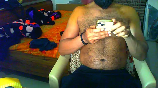 Snapshot of Vbestshow chatting on 03-02-26, 11:44 Vbestshow online show from 03-02-26, 11:44