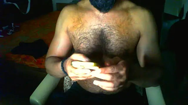 Snapshot of Vbestshow chatting on 03-05-26, 11:17 Vbestshow online show from 03-05-26, 11:17