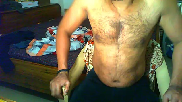 Snapshot of Vbestshow chatting on 03-26-26, 11:49 Vbestshow online show from 03-26-26, 11:49