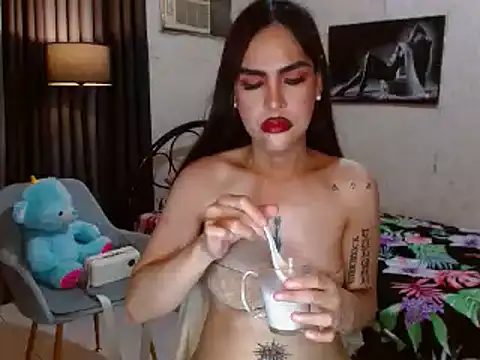 Snapshot of CumEaterLima chatting on 11-07-25, 01:38 CumEaterLima online show from 11-07-25, 01:38