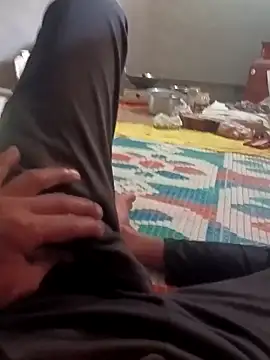 Snapshot of Bengali_BULL1 chatting on 10-27-25, 08:40 Bengali BULL1 online show from 10-27-25, 08:40