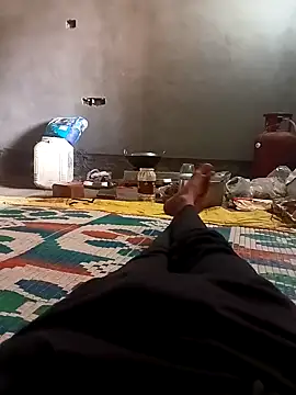 Snapshot of Bengali_BULL1 chatting on 10-28-25, 08:40 Bengali BULL1 online show from 10-28-25, 08:40