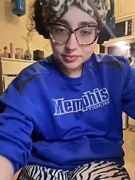 ladyturtle online show from 03-25-26, 01:00