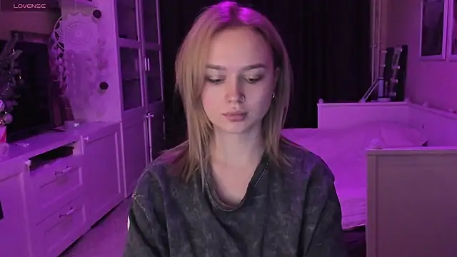 MaryDreaminess online show from 01-19-25, 08:41