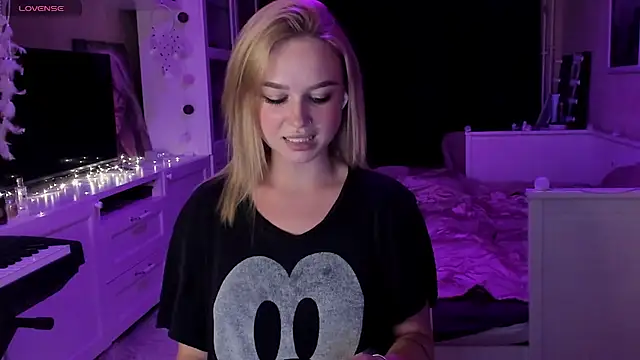 MaryDreaminess online show from 03-06-25, 06:48