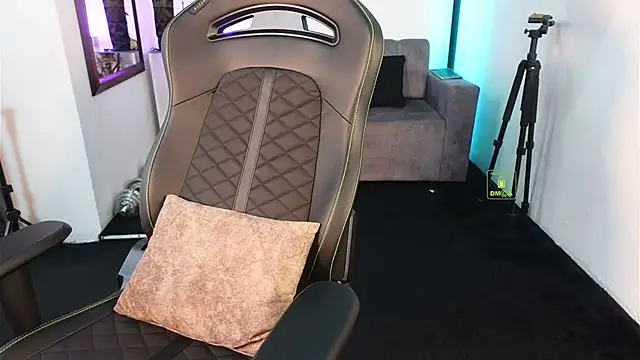 knimh online show from 02-08-26, 06:11