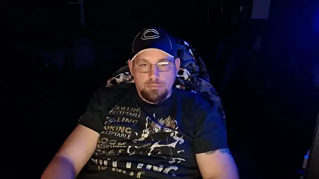 Hunter Largoxh online show from 03-06-26, 01:13