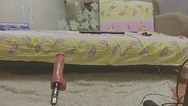 AlinasissyXX online show from 11-28-25, 10:12