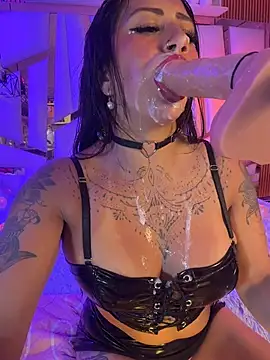 Tattooed spittingdoll online show from 04-04-26, 01:15