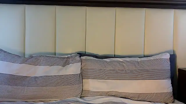 Snapshot of BOOTYBANGER24xx chatting on 01-08-25, 10:26 BOOTYBANGER24xx online show from 01-08-25, 10:26