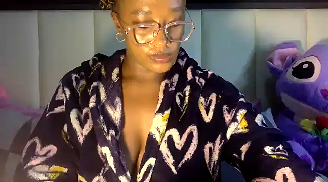 Snapshot of BOOTYBANGER24xx chatting on 03-21-25, 11:22 BOOTYBANGER24xx online show from 03-21-25, 11:22