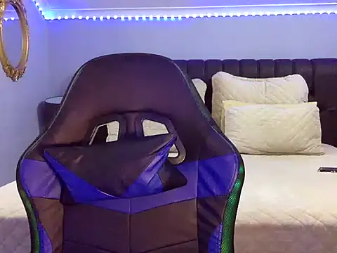 Snapshot of BOOTYBANGER24xx chatting on 09-14-25, 01:16 BOOTYBANGER24xx online show from 09-14-25, 01:16