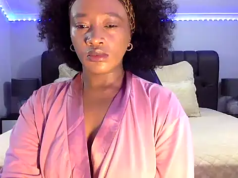 Snapshot of BOOTYBANGER24xx chatting on 10-01-25, 03:01 BOOTYBANGER24xx online show from 10-01-25, 03:01