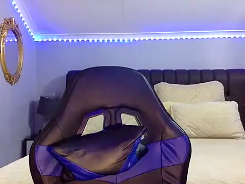 Snapshot of BOOTYBANGER24xx chatting on 10-09-25, 02:20 BOOTYBANGER24xx online show from 10-09-25, 02:20