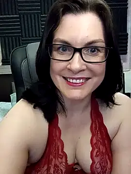DesreRose online show from 04-05-26, 11:57