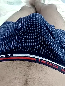 Snapshot of Babyucum4me chatting on 11-04-25, 05:34 Babyucum4me online show from 11-04-25, 05:34