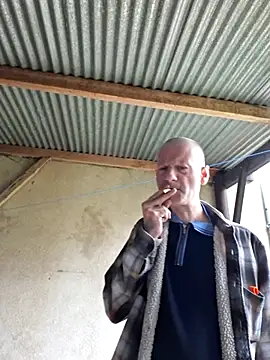 Snapshot of Perv10 chatting on 11-01-25, 08:49 Perv10 online show from 11-01-25, 08:49