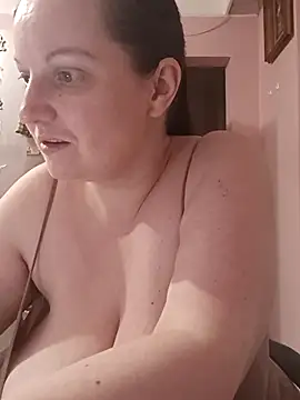 BustyLadyAlma online show from 12-21-25, 06:09