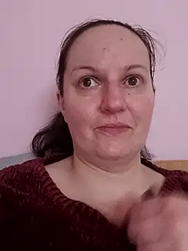 BustyLadyAlma online show from 05-10-26, 06:40