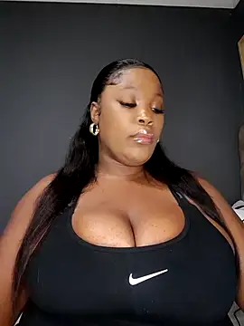 Snapshot of SWEETDOLLY29XX chatting on 11-04-25, 07:13 SWEETDOLLY29XX online show from 11-04-25, 07:13