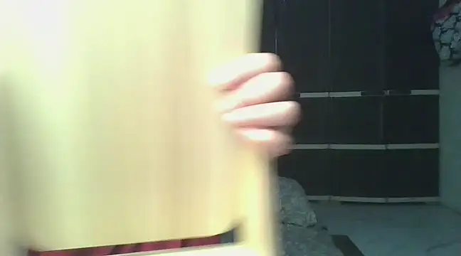 Snapshot of Kariebabe chatting on 03-12-25, 11:20 Kariebabe online show from 03-12-25, 11:20