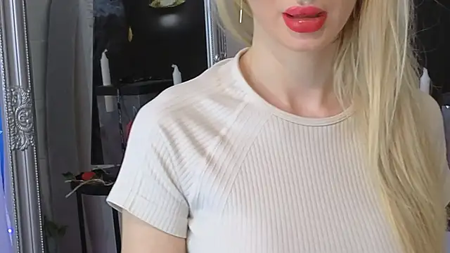 JuliaJuliette online show from 03-22-25, 05:09