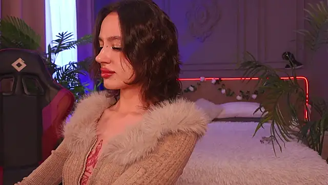 Snapshot of Devilinee chatting on 10-03-25, 06:32 Devilinee online show from 10-03-25, 06:32