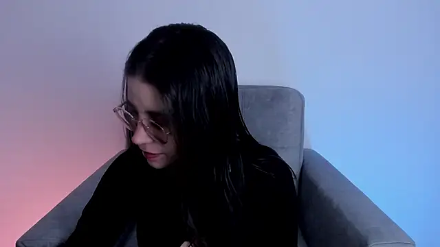 HazelKush online show from 12-18-25, 09:21